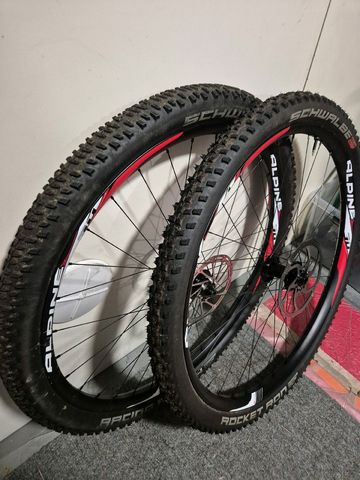 Used Lapierre XRM 75th 2022 2022 Mountainbike, Black, 29 — image 11 of 11