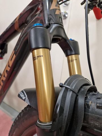 Used Lapierre XRM 75th 2022 2022 Mountainbike, Black, 29 — image 3 of 11