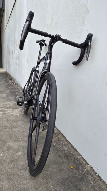 Used Factor Ostro VAM Custom 2024 Road & Gravel, Nero — image 5 of 5