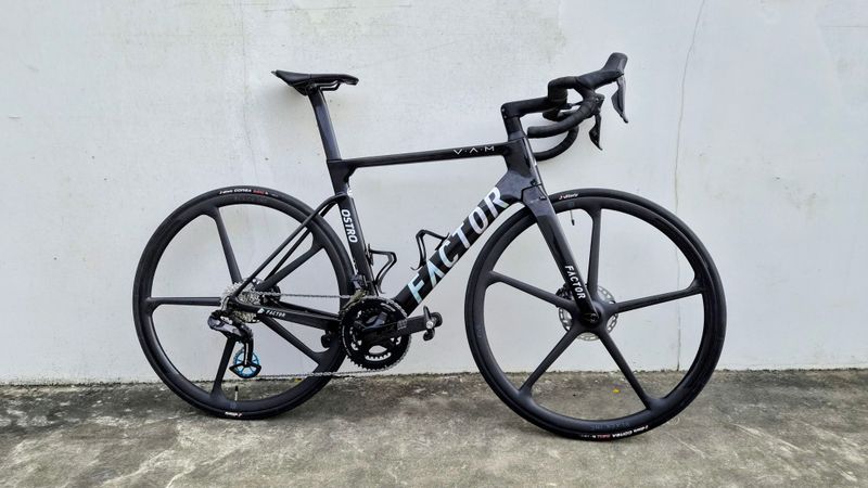 Used Factor Ostro VAM Custom 2024 Road & Gravel, Black — image 1 of 5