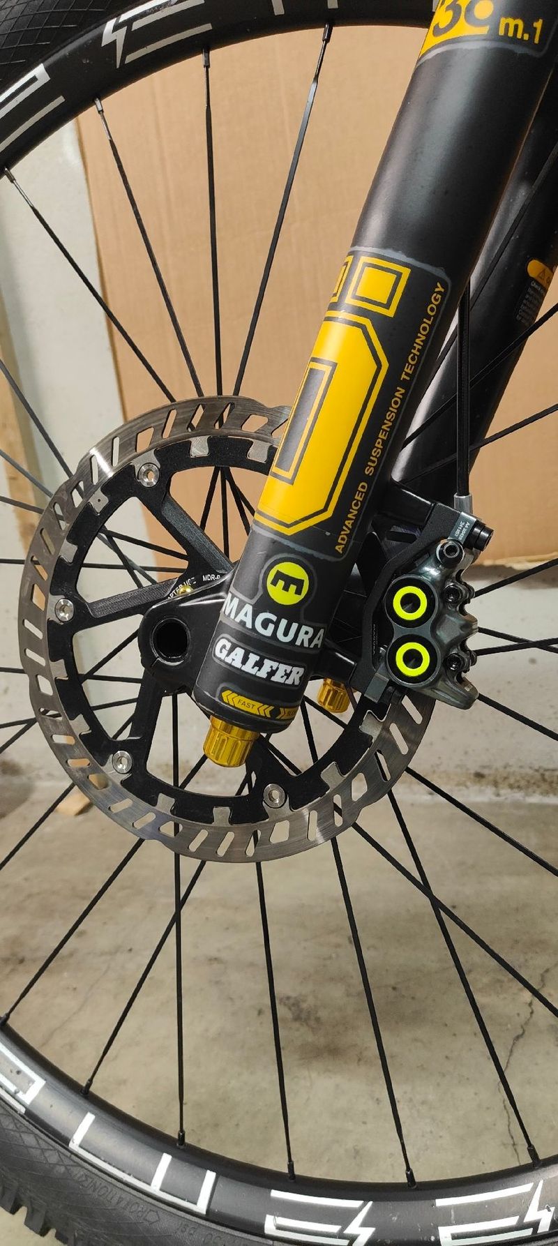 Haibike Nduro 8 Freeride 2024 2024 Mountainbike usato, Grigio chiaro — immagine 9 di 20