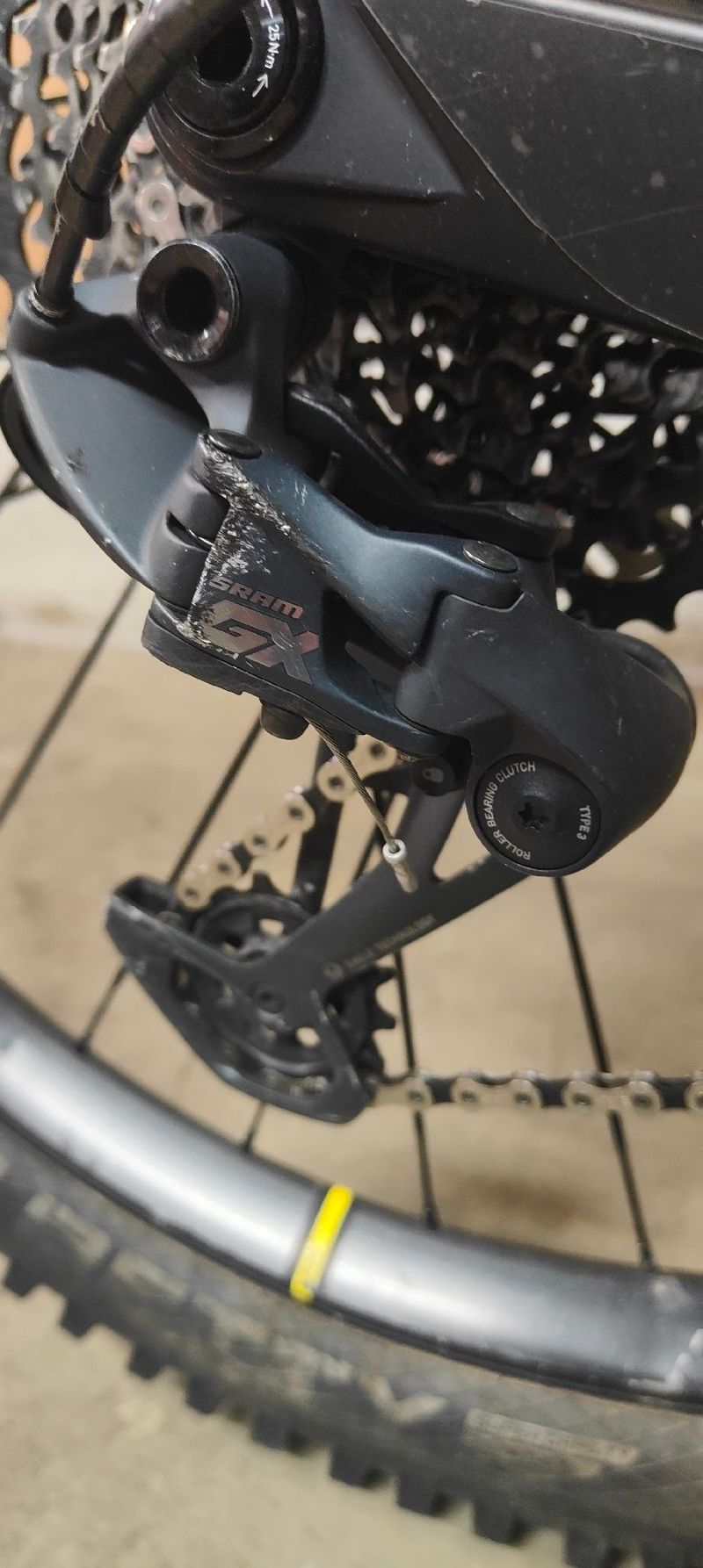 Haibike Nduro 8 Freeride 2024 2024 Mountainbike usato, Grigio chiaro — immagine 3 di 20