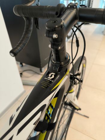 Used Scott Cr1 Shimano Tiagra 2017 Road & Gravel, Black — image 5 of 8