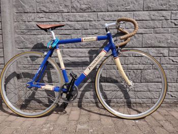 Used Pinarello Lungavita Pinarello Lungavita 2027 Urban, Azul — image 4 of 5
