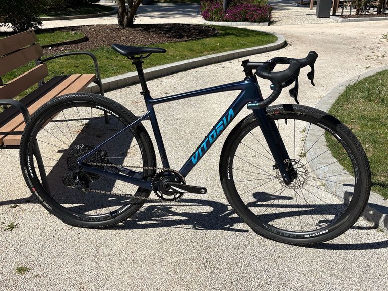 Used Vitoria Vitoria Custom SRAM GX Eagle AXS 2023 Road & Gravel — image 2 of 8