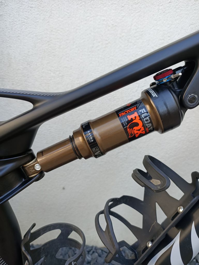 Used Wilier Urta SLR SRAM XX SL EAGLE AXS T-TYPE 1X12S 2025 2025 Mountainbike, Black, 29 — image 9 of 10