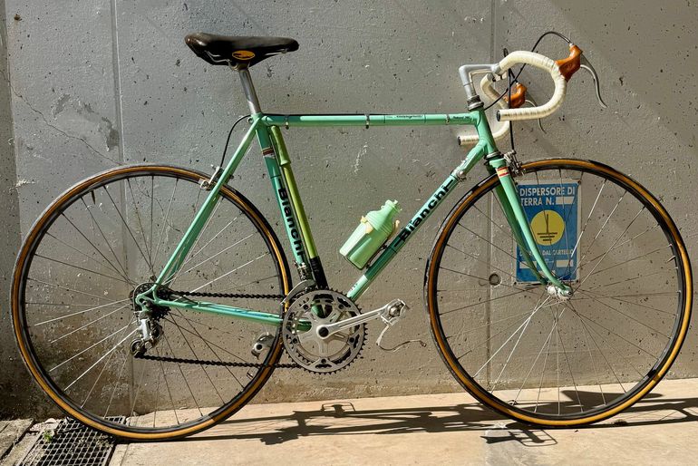 Used Bianchi Bianchi Custom Campagnolo Record 1975 Road & Gravel, Verde — image 1 of 10