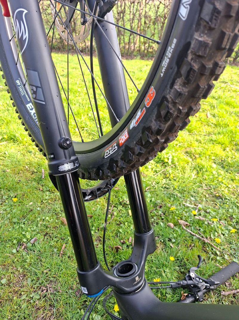 Used Canyon Strive CFR 2024 2024 Mountainbike, Black, 29 — image 8 of 10