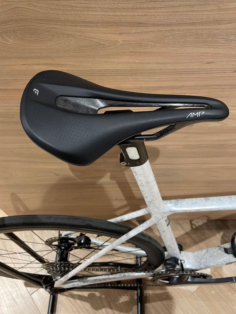 Used Giant TCR Advanced SL 2025 Road & Gravel — image 6 of 12