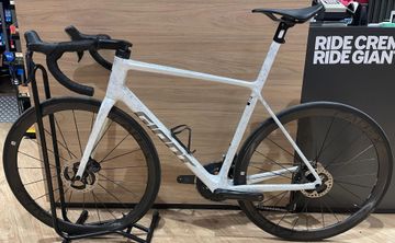 Gebrauchtes Giant TCR Advanced SL 2025 Road & Gravel, Weiß — Bild 12 von 12