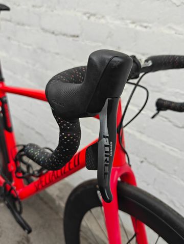 Gebrauchtes Specialized Diverge SRAM Force eTap AXS 2022 Road & Gravel, Rot — Bild 8 von 12