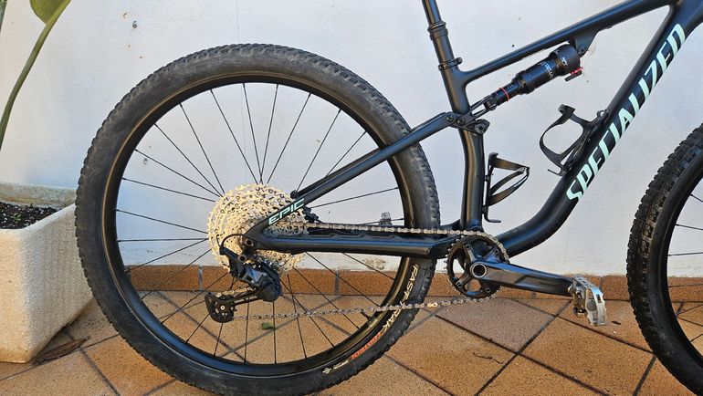 Used Specialized epic evo Specialized epic evo Custom Shimano SLX 2022 Mountainbike, Black, 29 — image 5 of 5