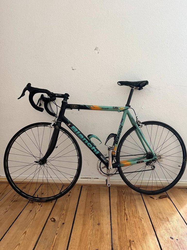 Used Bianchi Bianchi Custom Campagnolo Record 2003 Road & Gravel, Black — image 13 of 14