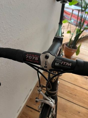 Used Bianchi Bianchi Custom Campagnolo Record 2003 Road & Gravel, Black — image 7 of 14
