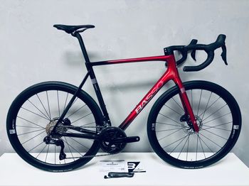 Basso, Diamante Shimano 105 Di2 2025