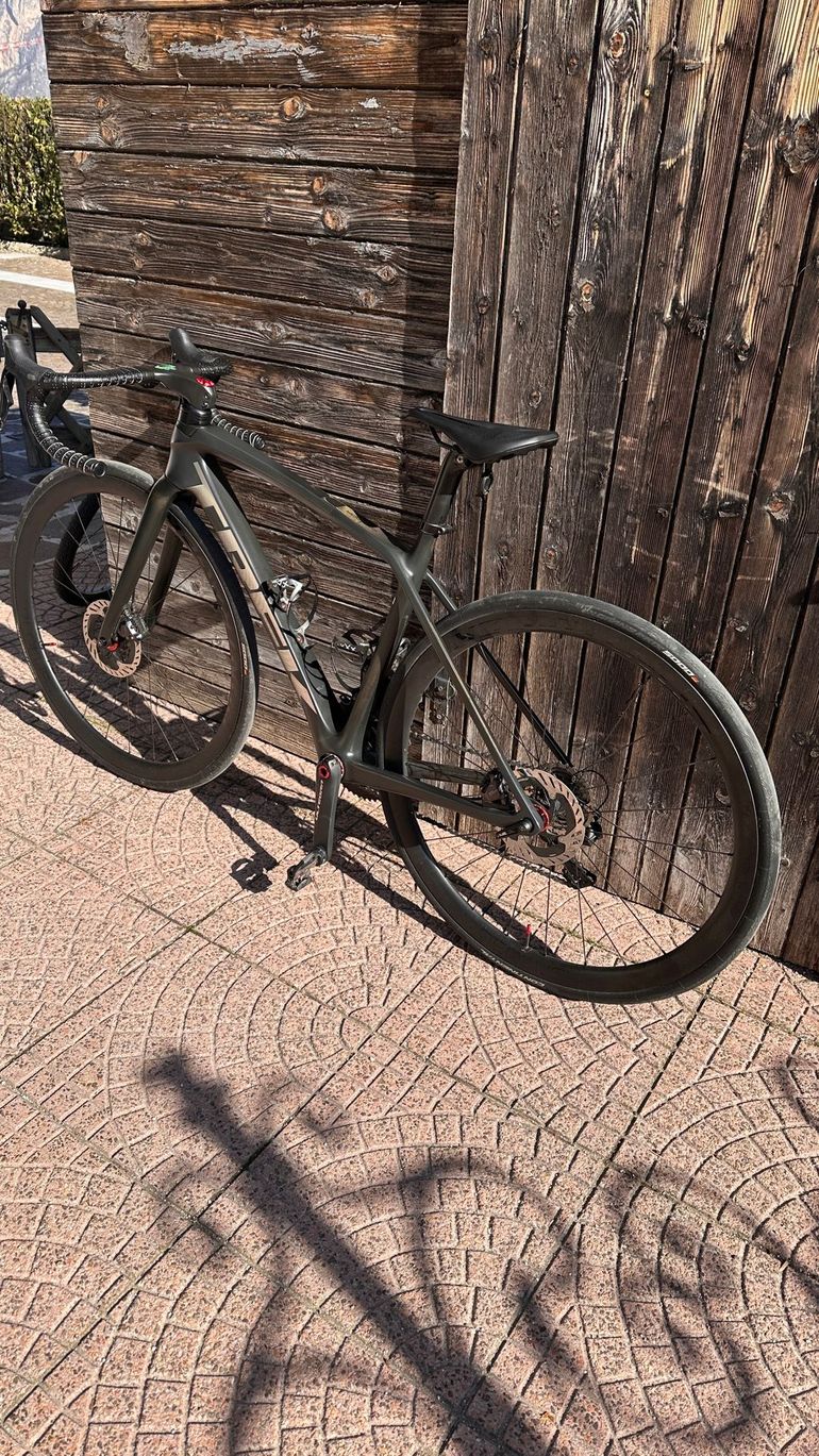 Used Trek Emonda Shimano Ultegra Di2 2021 Road & Gravel, Black — image 3 of 6