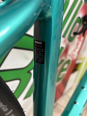 Używany Bianchi Sprint 105 2025 2025 Road & Gravel — zdjęcie 4 z 11