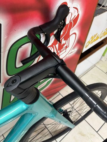 Używany Bianchi Sprint 105 2025 2025 Road & Gravel — zdjęcie 11 z 11
