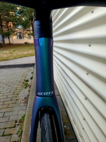 Scott Addict RC Pro 2021 2021 Road & Gravel d'occasion — image 12 sur 17