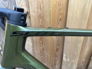 Used Scott Addict Shimano GRX 2023 Road & Gravel, Green — image 13 of 16