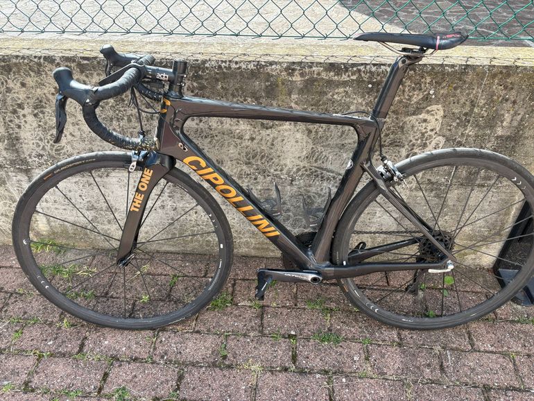 Used Cipollini Bond Shimano Dura Ace Di2 2022 Road & Gravel, Schwarz — image 2 of 3