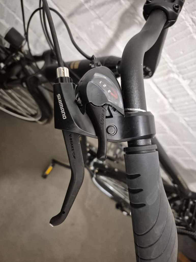 Used lakes Arco 90 2023 Urban, Black — image 8 of 10