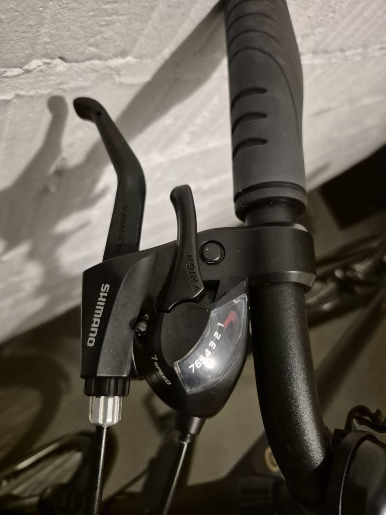 Used lakes Arco 90 2023 Urban, Black — image 9 of 10