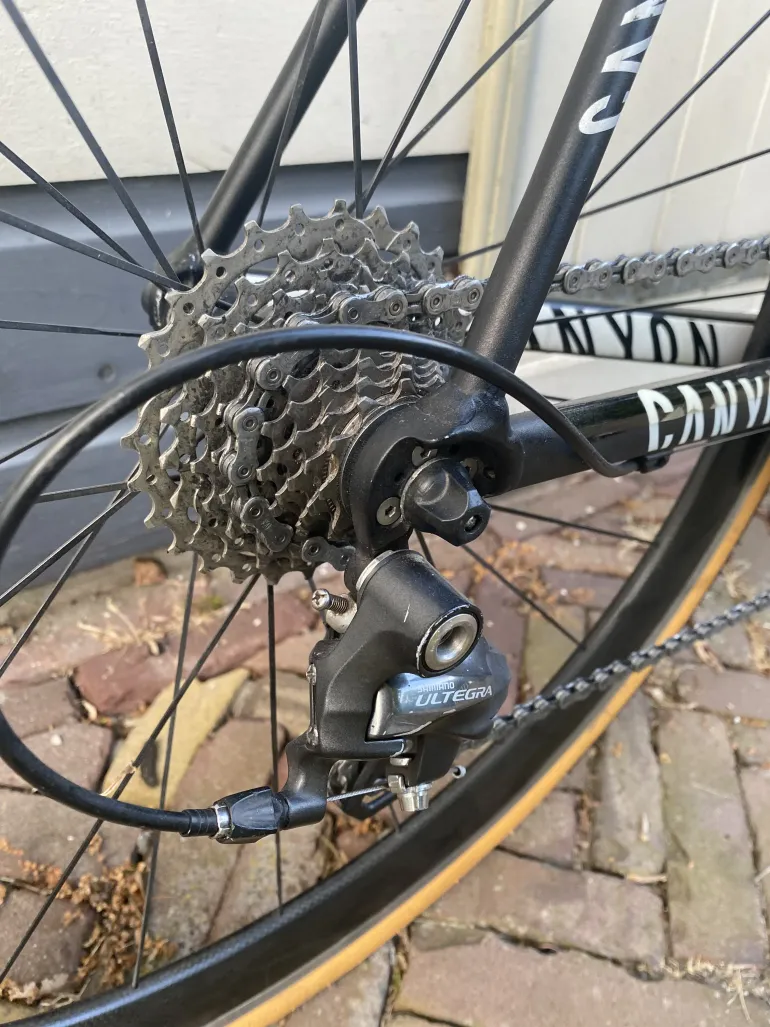 Used Canyon Ultimate AL f8 2013 Road & Gravel, Black — image 2 of 6
