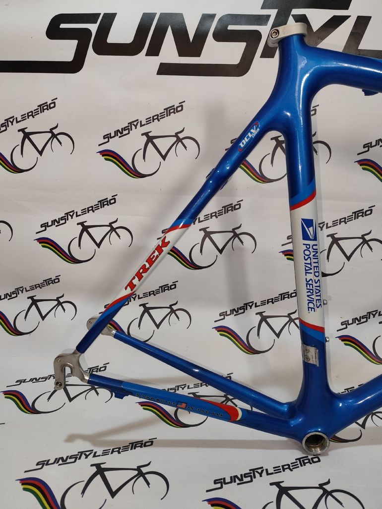 Used Trek 5500 oclv carbon United states postal service Lance Armstrong Trek 5500 oclv carbon United states postal service Lance Armstrong Custom Frameset 1998 Road & Gravel, Blue — image 3 of 25
