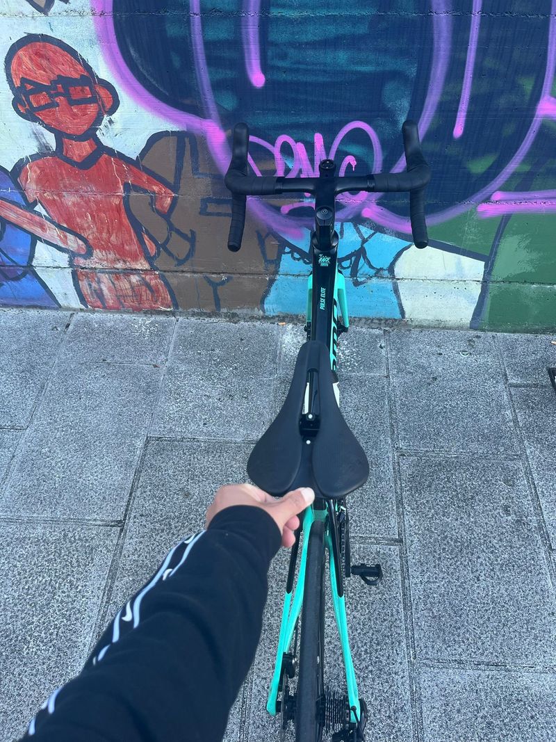 Käytetty Megamo PULSE ELITE 20 2022 2022 Road & Gravel — kuva 7 / 8