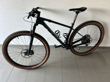 Used Scott Scale RC Team 2022 2022 Mountainbike, Green, 29 — image 2 of 6