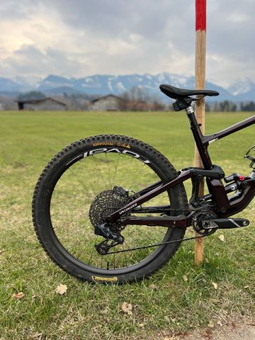 Używany Specialized Enduro SRAM GX Eagle AXS 2020 Mountainbike — zdjęcie 3 z 32