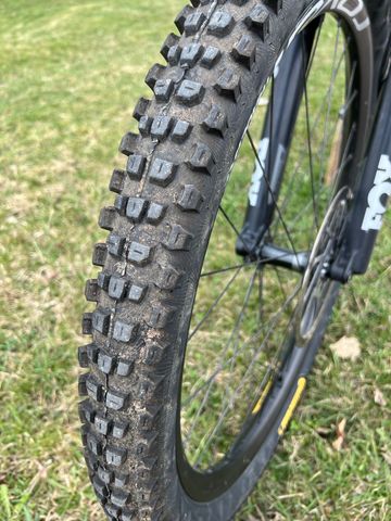 Używany Specialized Enduro SRAM GX Eagle AXS 2020 Mountainbike — zdjęcie 23 z 32