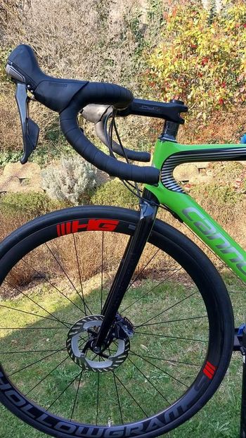 Used Cannondale SuperSix EVO Hi-Mod Ultegra 2018 Disc 2018 Road & Gravel, Green — image 5 of 10