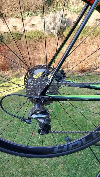 Used Cannondale SuperSix EVO Hi-Mod Ultegra 2018 Disc 2018 Road & Gravel, Green — image 7 of 10