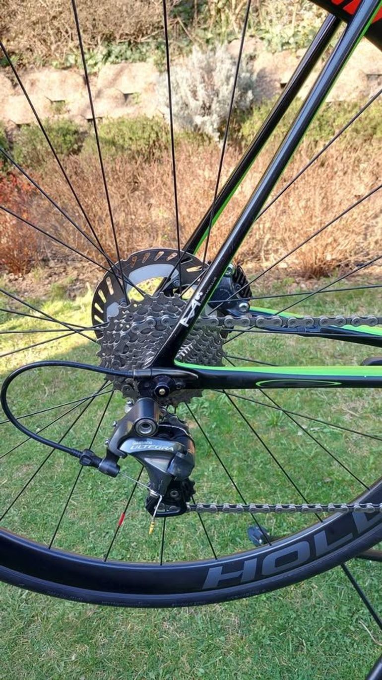 Used Cannondale SuperSix EVO Hi-Mod Ultegra 2018 Disc 2018 Road & Gravel, Green — image 7 of 10