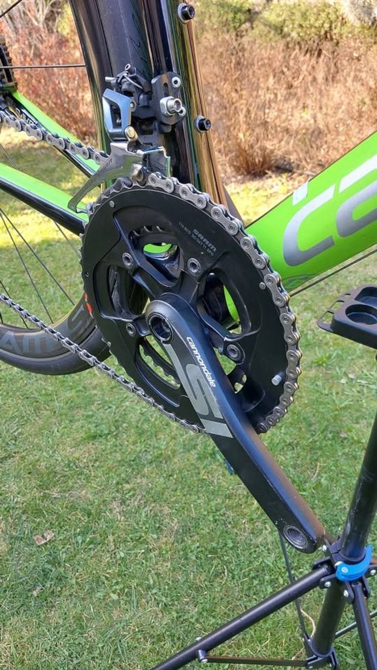 Used Cannondale SuperSix EVO Hi-Mod Ultegra 2018 Disc 2018 Road & Gravel, Green — image 8 of 10
