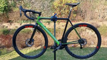 Used Cannondale SuperSix EVO Hi-Mod Ultegra 2018 Disc 2018 Road & Gravel, Green — image 4 of 10