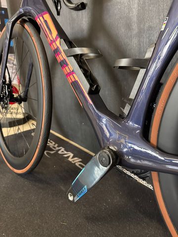 Used BMC Teammachine R SRAM Force eTap AXS 2027 Road & Gravel, Blue — image 8 of 8