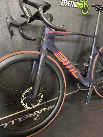 Used BMC Teammachine R SRAM Force eTap AXS 2027 Road & Gravel, Blue — image 3 of 8