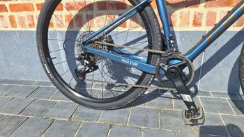 Used Giant Revolt SRAM Apex 2024 Road & Gravel, Blue — image 3 of 3