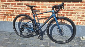 Used Giant Revolt SRAM Apex 2024 Road & Gravel