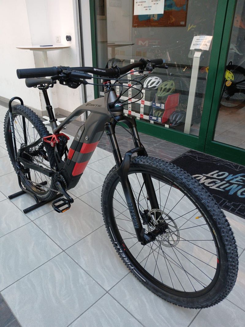 Gebrauchtes Fantic XTF 1.5 All Track 2025 2025 Mountainbike, Hellgrau, 29 — Bild 1 von 5