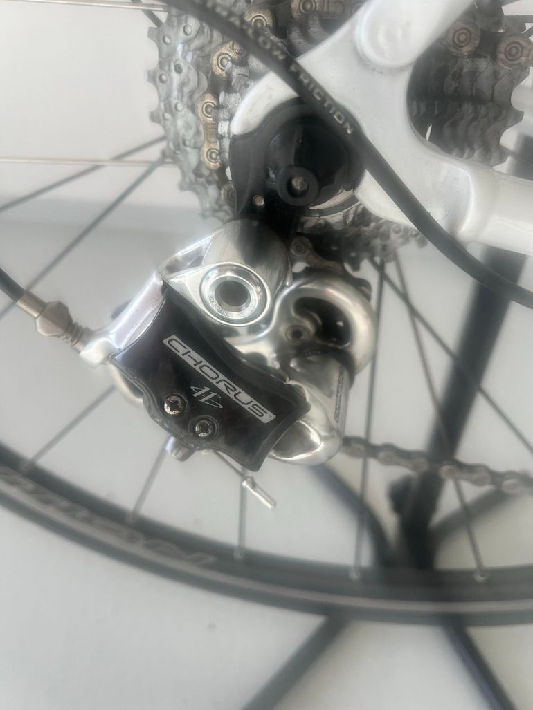 Used Colnago CLX Disc Campagnolo Chorus 2018 Road & Gravel, Red — image 5 of 5