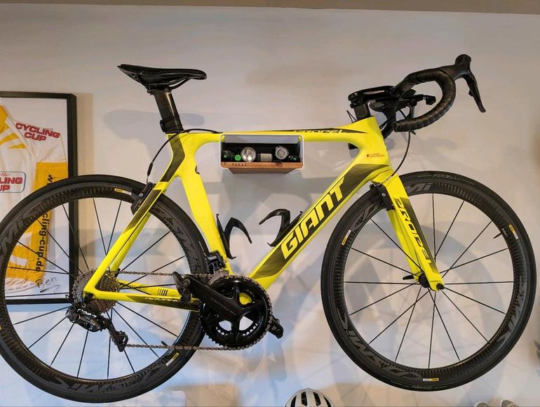 Used Giant Propel Shimano Ultegra Di2 2018 Road & Gravel, Orange — image 1 of 14