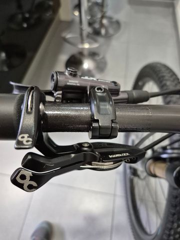 Używany Orbea OIZ M PRO 2022 2022 Mountainbike — zdjęcie 8 z 10