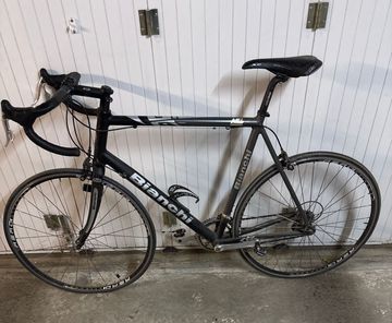 Used Bianchi Custom Campagnolo Veloce 2000 Road & Gravel, Black — image 2 of 3