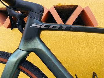 Gebrauchtes Scott Addict Shimano 105 Di2 2022 Road & Gravel, Grün — Bild 14 von 23