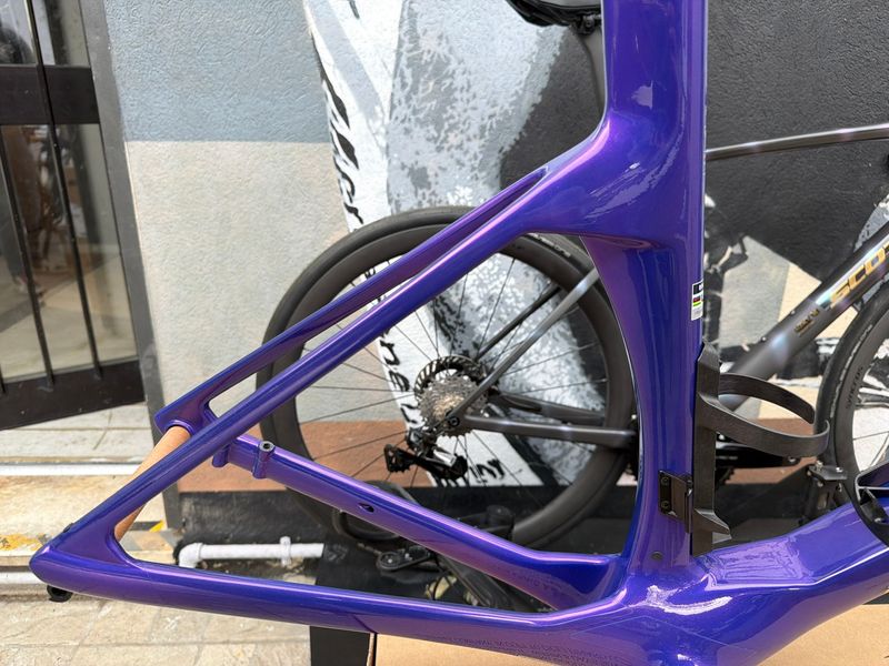 BMC Teammachine R 01 ONE 2026 Frameset 2026 Road & Gravel d'occasion — image 2 sur 4