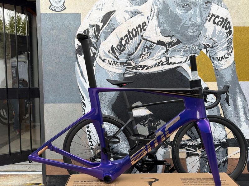 BMC Teammachine R 01 ONE 2026 Frameset 2026 Road & Gravel d'occasion — image 1 sur 4